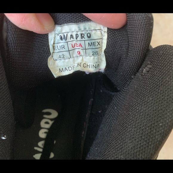 Wapro mens sneakers size 9US. - Picture 4 of 5